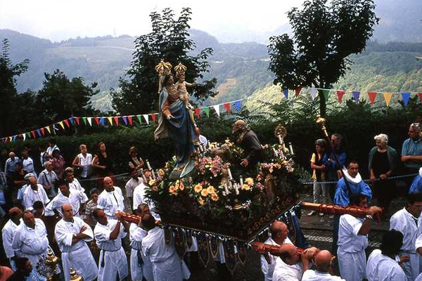 Pellegrinaggi al Santuario della Madonna della Guardia di Genova